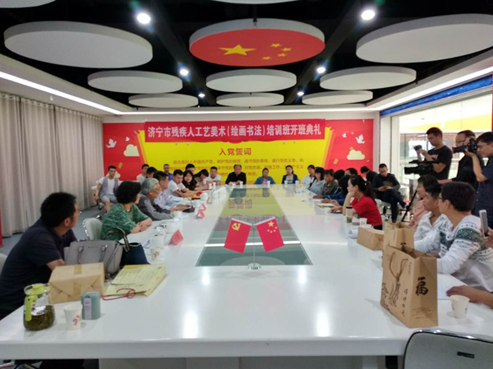 оٰȫвм˹滭鷨ѵ